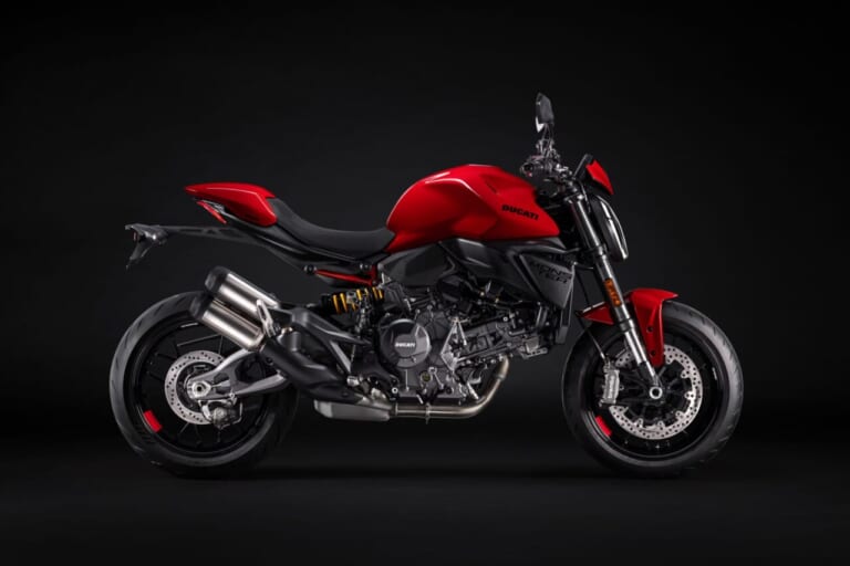 【速報】ドゥカティ新型モンスターが国内発売開始!新開発V2&驚異の175kgで“伝説”はさらに加速するッ!