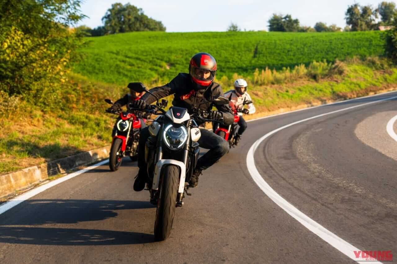 Ducati Monster +|伝統のスタイルと最新Vツインエンジンの融合! 890ccで175kgの圧倒的軽さを持ち、30年の進化を遂げたドゥカティの第5世代「モンスター・プラス」がいよいよ日本上陸