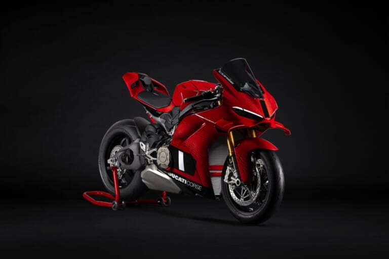 Ducati Panigale V4 S Corse|MotoGPの熱狂を公道へ。視線もコーナーも制圧するドゥカティ「パニガーレV4S&ストリートファイターV4S」コルセ仕様が登場
