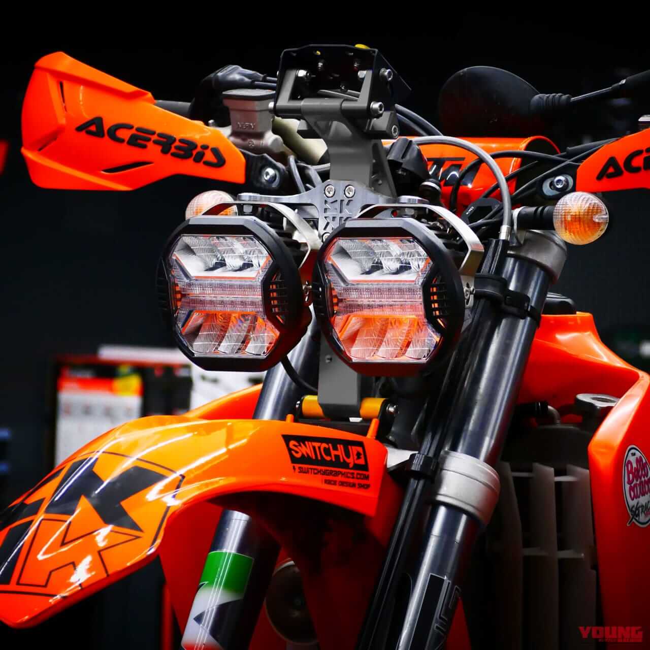 KTMやハスクバーナのエンデューロマシンに、憧れのBAJAスタイルをポン付け! 大人の冒険心を加速するラリーキットが新発売｜憧れのBAJAスタイルを、KTMやハスクバーナのエンデューロマシンにポン付け! 大人の冒険心を加速するラリーキットが新発売