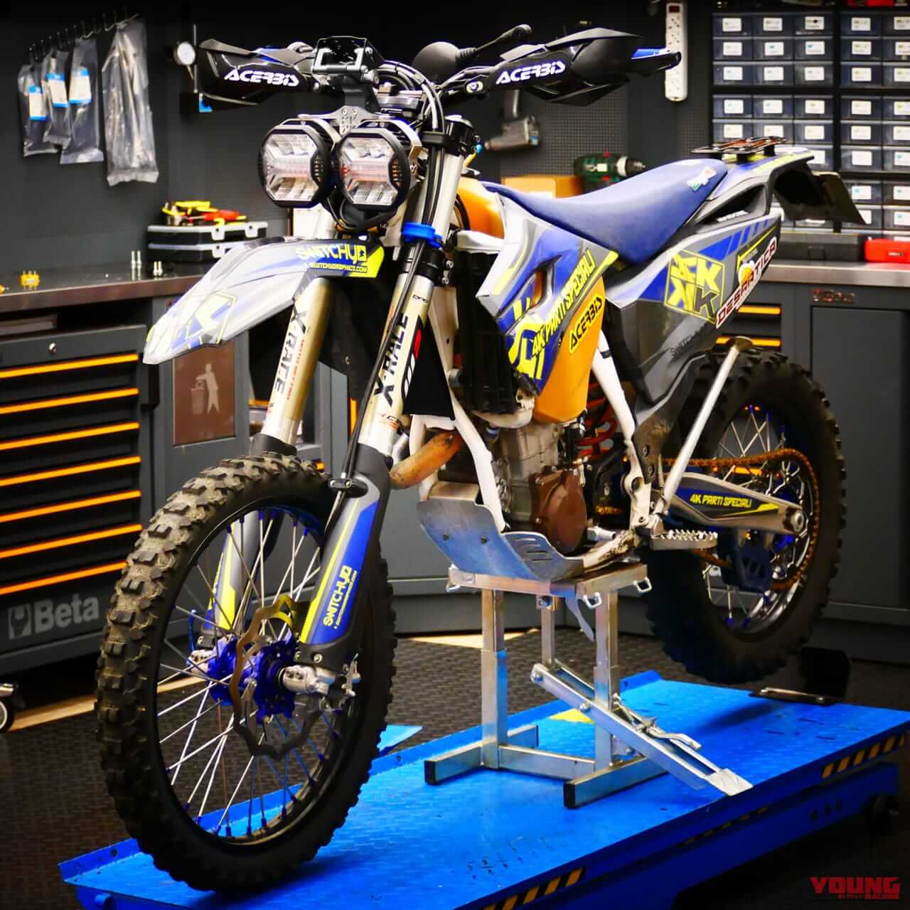 KTMやハスクバーナのエンデューロマシンに、憧れのBAJAスタイルをポン付け! 大人の冒険心を加速するラリーキットが新発売|憧れのBAJAスタイルを、KTMやハスクバーナのエンデューロマシンにポン付け! 大人の冒険心を加速するラリーキットが新発売