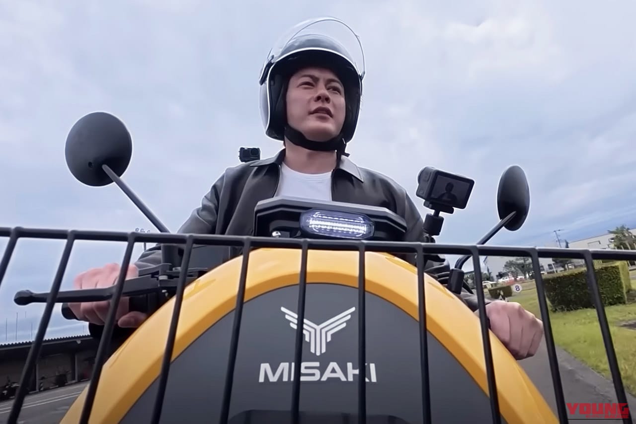 『L-noa(エルノア)』の走行テストを行う三崎優太さん｜青汁王子が本気でバイクメーカーを作った。第5のバイクメーカー“MISAKI”ブランド第1号「エルノア」の全貌を直撃！【今後の展開などここだけの秘話も】