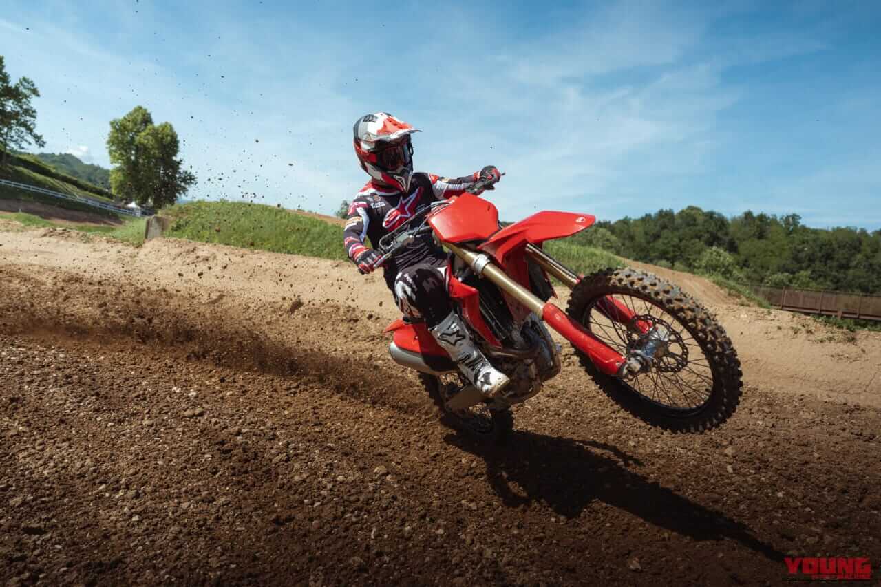 Ducati Desmo250 MX|レブリミット1万5000回転の咆哮! ドゥカティが放つ103kgの軽量ウェポン。ガチ・モトクロッサー「Desmo250 MX」が登場