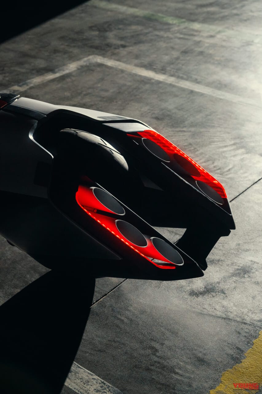 BMW VISION K18|息を呑む2m超えのシームレスボディが醸し出す、どこまでも走りたくなる官能美。ツアラーの常識を変えるBMWの直6コンセプト「Vision K18」が公開