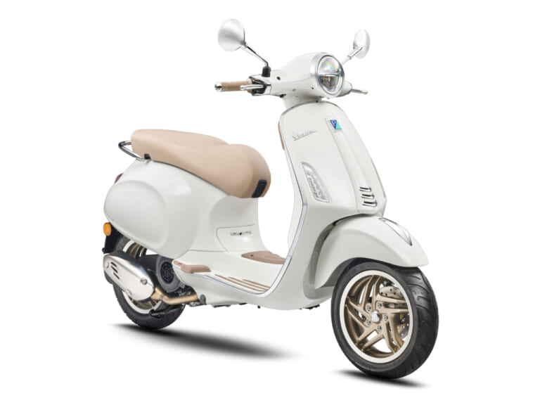 Vespa Primavera S|排気量アップで走りも燃費も進化! 伝統のスタイルに180ccの余裕を持つベスパ新型「プリマベーラ&スプリント」が登場【高速走行可能】