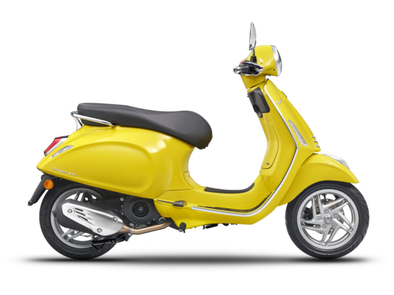 Vespa Primavera 180｜排気量アップで走りも燃費も進化! 伝統のスタイルに180ccの余裕を持つベスパ新型「プリマベーラ＆スプリント」が登場【高速走行可能】