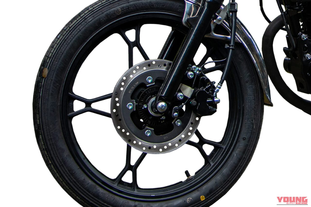 SUZUKI GN125|足つき抜群の119kgボディにABSをプラス! キャブ車なのに近代的な安心感。スズキ「GN125 ABS」に2027年モデルが登場【海外】