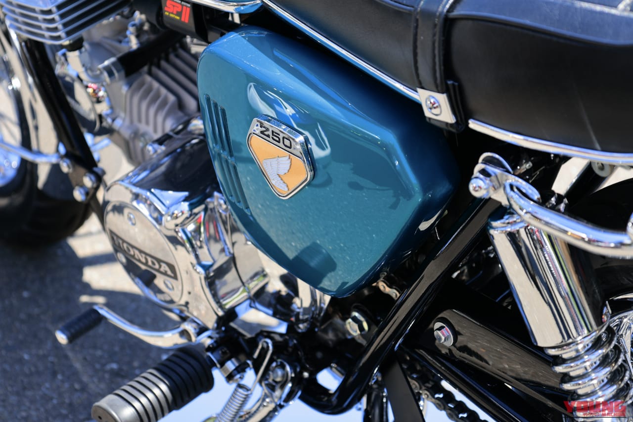 ｜「製作費230万オーバー!?」人と並ぶと脳がバグる、124ccで再現した『CB750Four』の驚くべき完成度