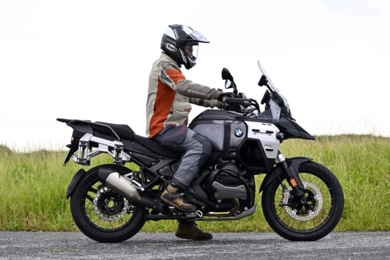 BMW R1300 GS Adventure Touring ASA|【オートマ仕様のASA&レーダー装備がロングツーリングの概念を一変させる!】BMW R1300 GS Adventure Touring ASA試乗レポート