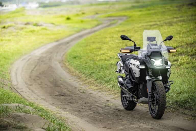 BMW R1300 GS Adventure Touring ASA|【オートマ仕様のASA&レーダー装備がロングツーリングの概念を一変させる!】BMW R1300 GS Adventure Touring ASA試乗レポート
