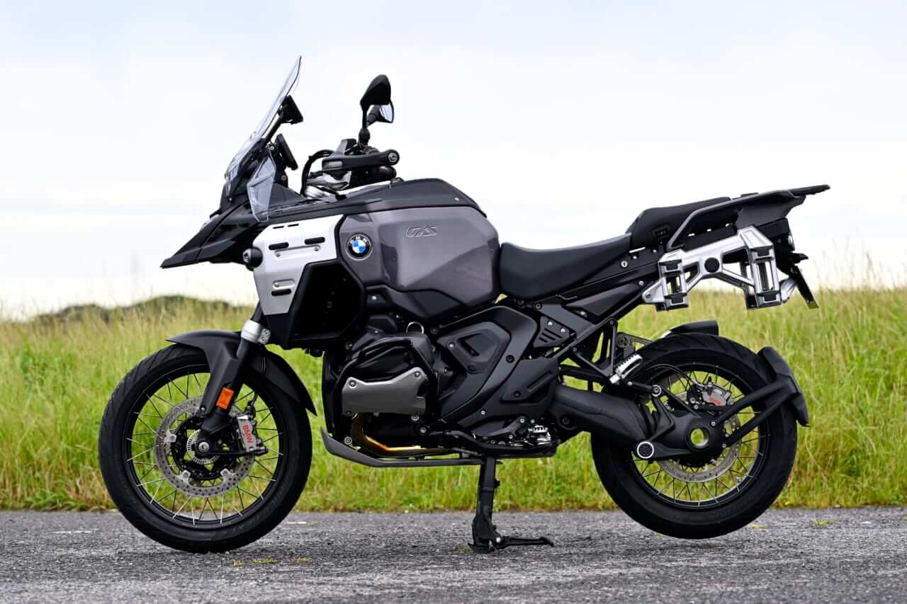 BMW R1300 GS Adventure Touring ASA｜【オートマ仕様のASA&レーダー装備がロングツーリングの概念を一変させる!】BMW R1300 GS Adventure Touring ASA試乗レポート