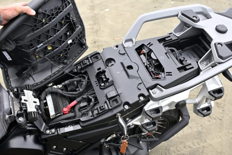 BMW R1300 GS Adventure Touring ASA|【オートマ仕様のASA&レーダー装備がロングツーリングの概念を一変させる!】BMW R1300 GS Adventure Touring ASA試乗レポート