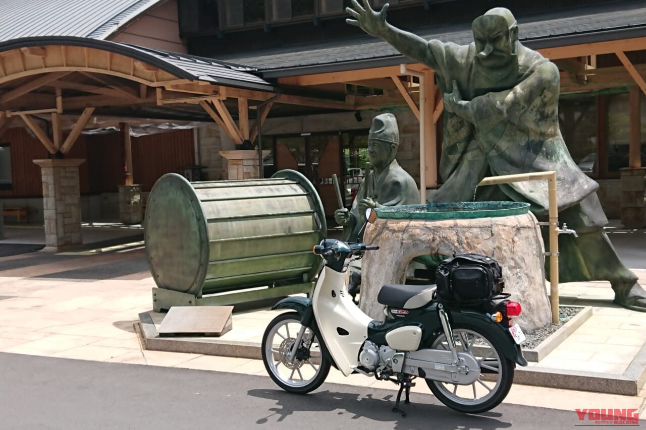 20年以上のタナックス・MOTOFIZZユーザーが、最新型シートバッグの美点を改めて実感‼