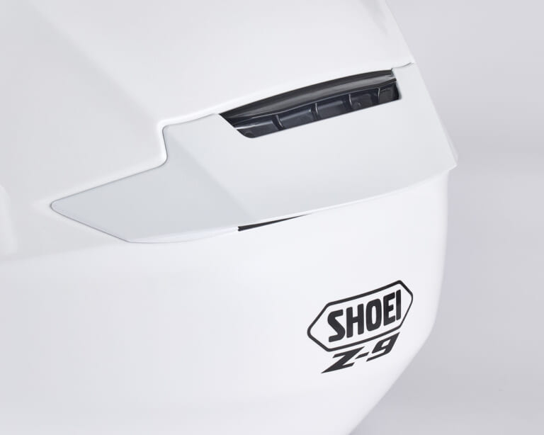 SHOEI Z-9 リアスタビライザー｜【ついに出た】SHOEI「Z-9」が9月発売！インカム対応＆風通し2倍弱で、大人気「Z-8」からどう変わった？