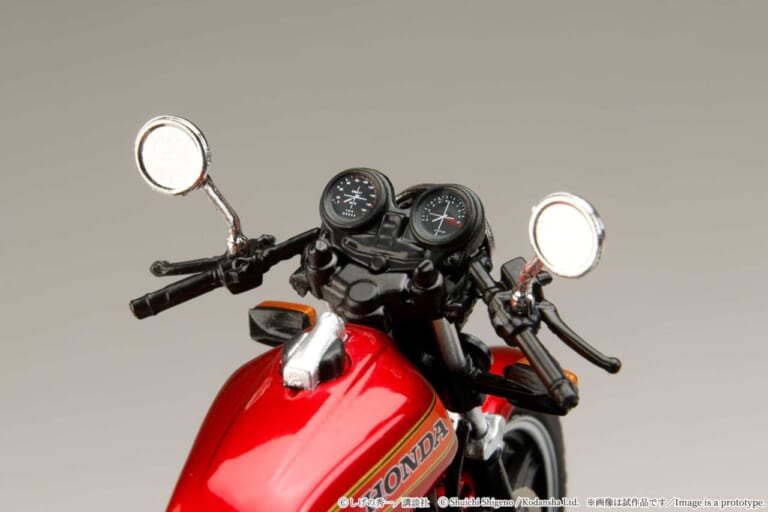 角ミラーか、丸ミラーか。青春のバイブルをデスクの上に。巨摩郡仕様のホンダCB750Fが1/24スケールで待望の立体化【バリバリ伝説】｜角ミラーか、丸ミラーか。青春のバイブルをデスクの上に。巨摩郡仕様のホンダCB750Fが1/24スケールで待望の立体化【バリバリ伝説】