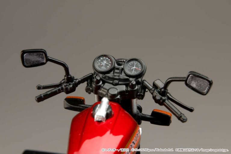 角ミラーか、丸ミラーか。青春のバイブルをデスクの上に。巨摩郡仕様のホンダCB750Fが1/24スケールで待望の立体化【バリバリ伝説】｜角ミラーか、丸ミラーか。青春のバイブルをデスクの上に。巨摩郡仕様のホンダCB750Fが1/24スケールで待望の立体化【バリバリ伝説】