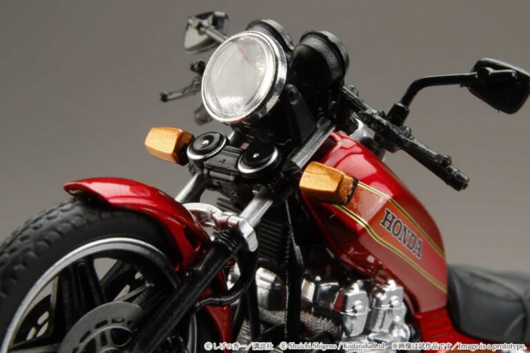 角ミラーか、丸ミラーか。青春のバイブルをデスクの上に。巨摩郡仕様のホンダCB750Fが1/24スケールで待望の立体化【バリバリ伝説】|角ミラーか、丸ミラーか。青春のバイブルをデスクの上に。巨摩郡仕様のホンダCB750Fが1/24スケールで待望の立体化【バリバリ伝説】