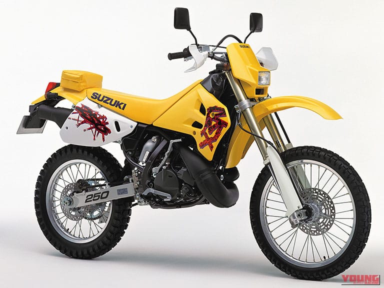 1992 SUZUKI RMX250S|【DT200R/CRM/KDX/RH】80〜90年代を駆け抜けた「2ストオフロード名車」伝説!ヤマハのマシンが築いた黄金時代とライバルたちの追撃