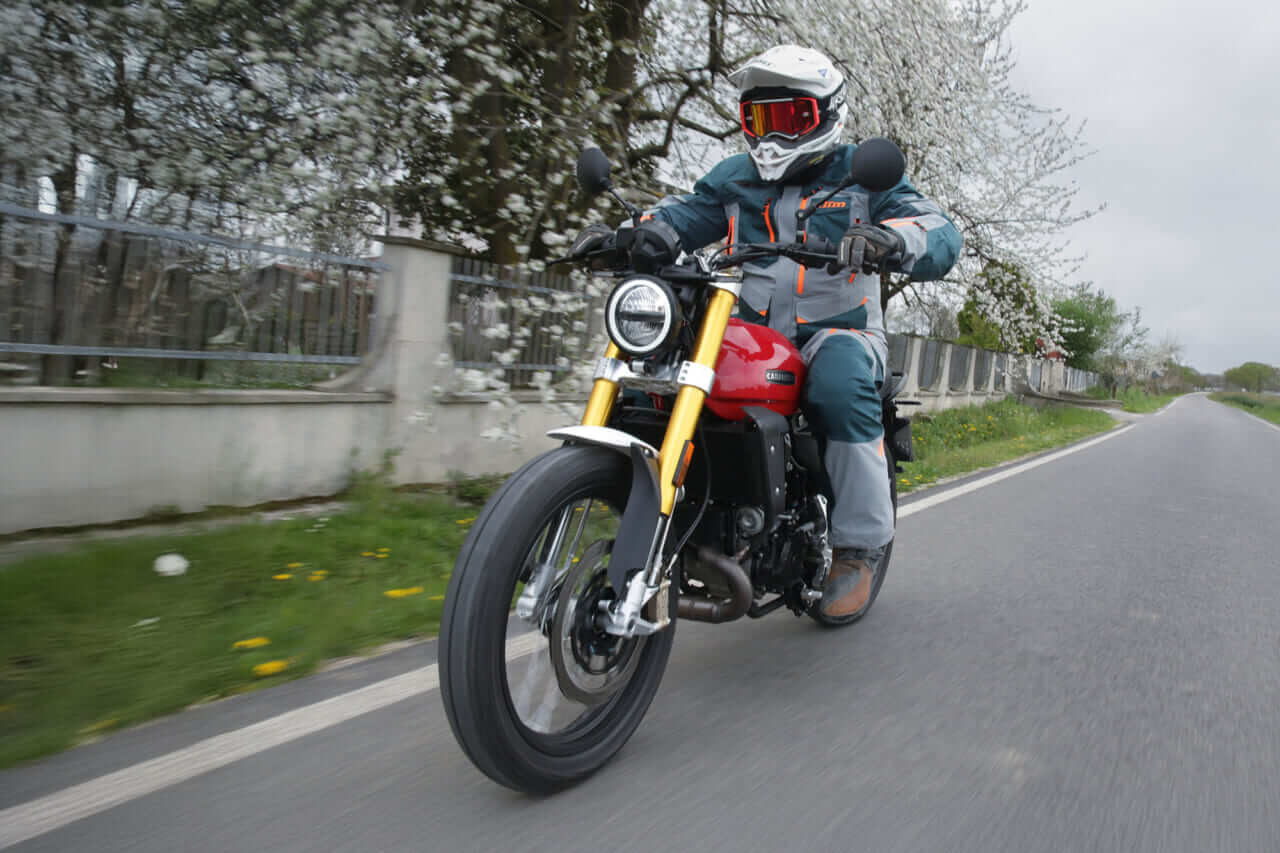 Caballero500 Rally | モータリスト｜【FANTIC】新型キャバレロ・シリーズについて国際ジャーナリストに聞いてみた!