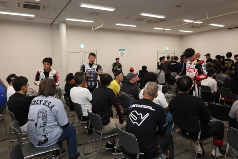 サーキットエクスペリエンス｜ブリーフィング｜鈴鹿サーキットを舞台に開催される大人気走行会、ミツオカサーキットエクスペリエンス