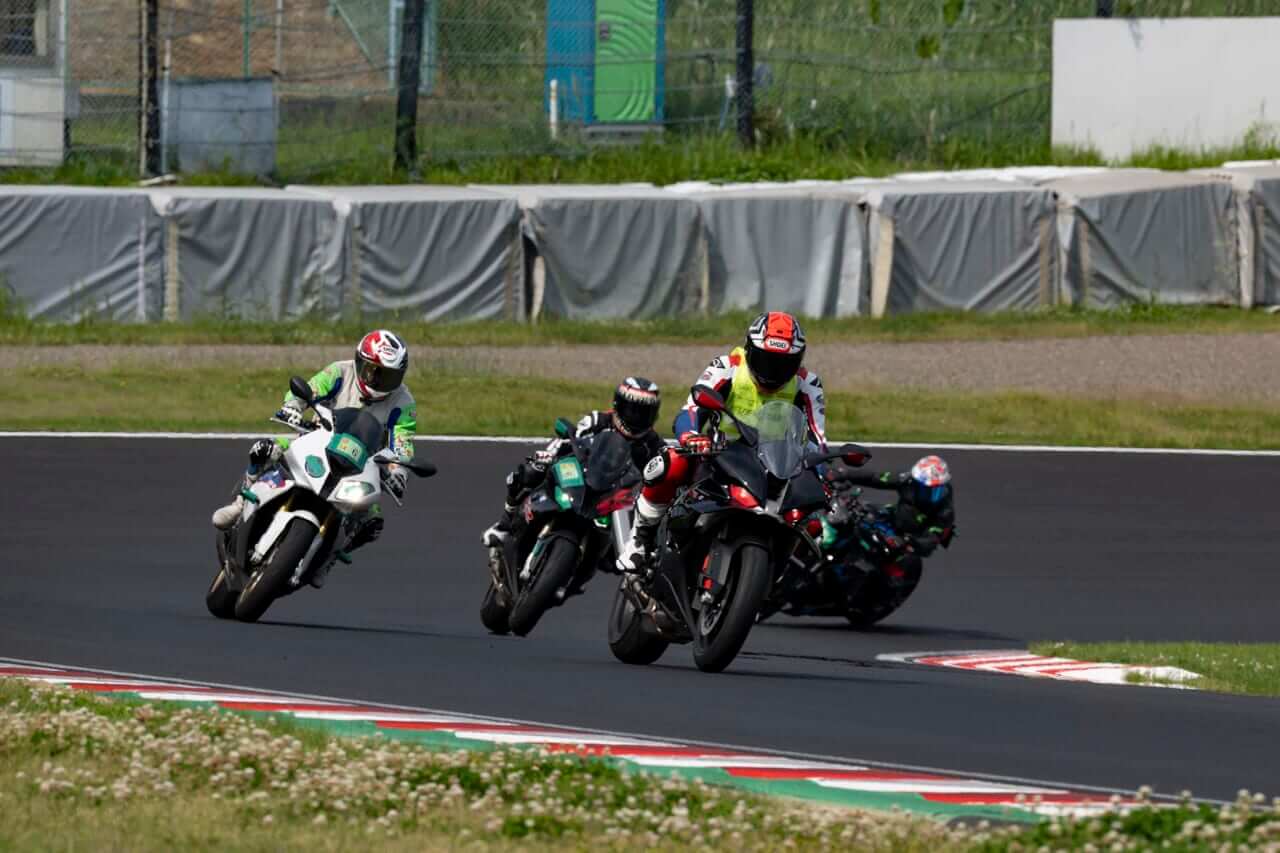 サーキットエクスペリエンス|鈴鹿サーキット|BMW|鈴鹿サーキットを舞台に開催される大人気走行会、ミツオカサーキットエクスペリエンス