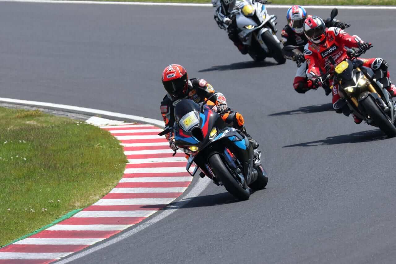 サーキットエクスペリエンス|M1000RR|鈴鹿サーキット|鈴鹿サーキットを舞台に開催される大人気走行会、ミツオカサーキットエクスペリエンス