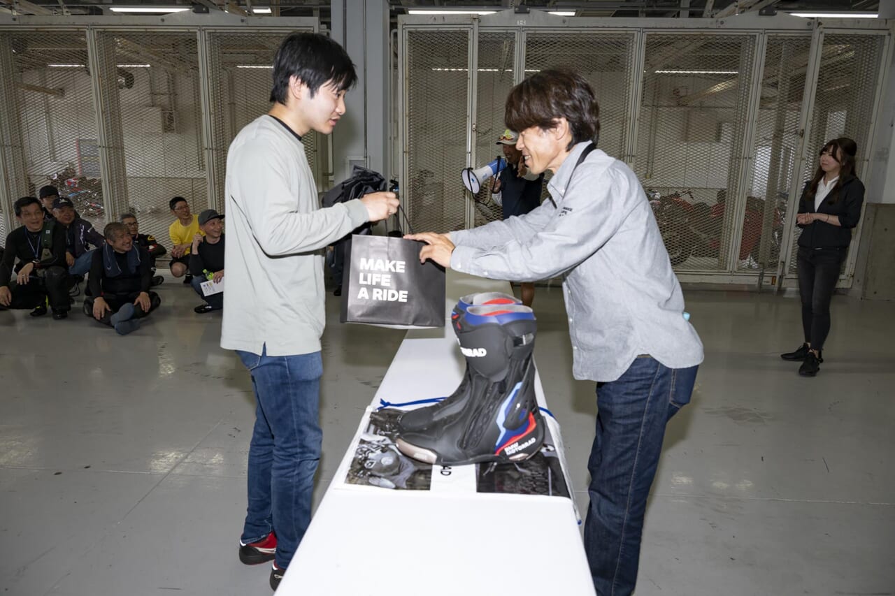 サーキットエクスペリエンス｜賞品授与｜鈴鹿サーキットを舞台に開催される大人気走行会、ミツオカサーキットエクスペリエンス