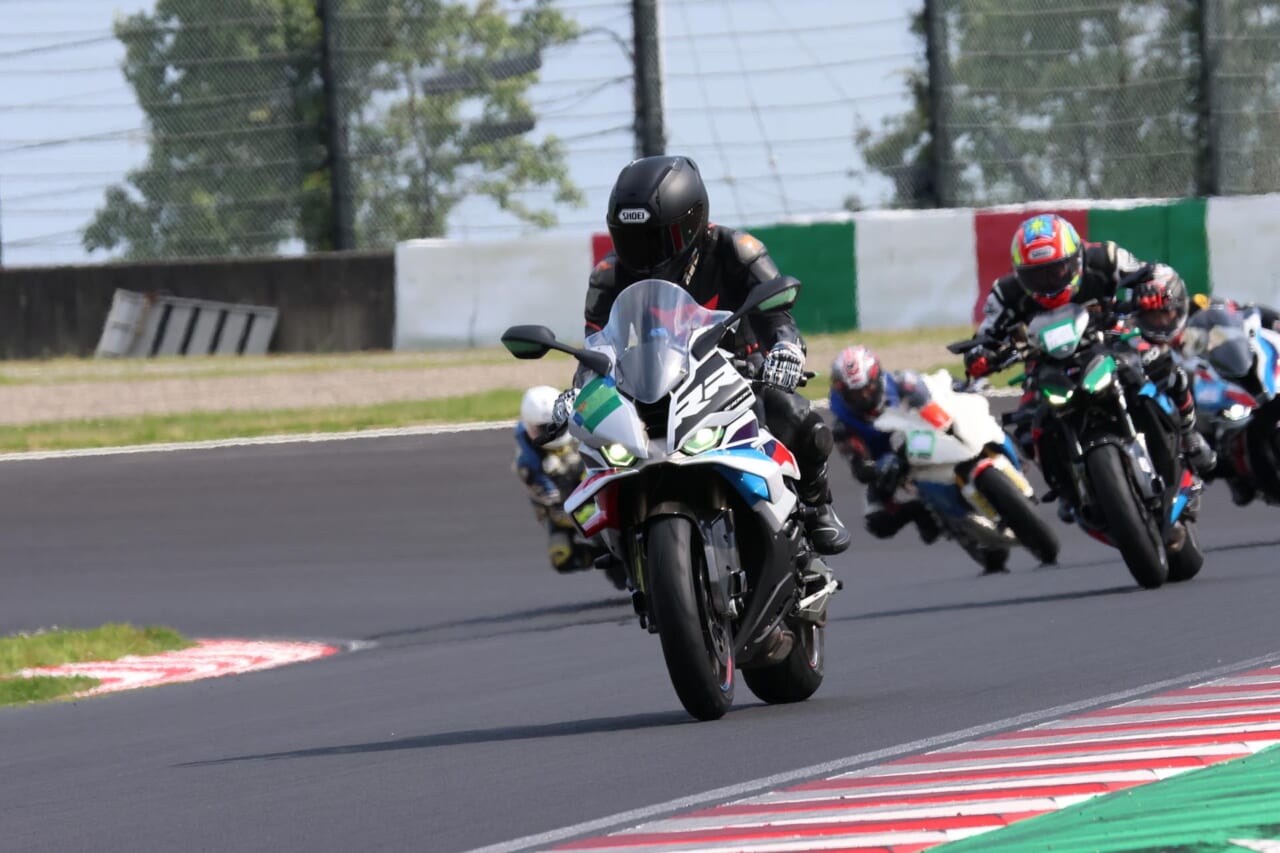 サーキットエクスペリエンス｜BMW｜鈴鹿サーキット｜S1000RR｜鈴鹿サーキットを舞台に開催される大人気走行会、ミツオカサーキットエクスペリエンス