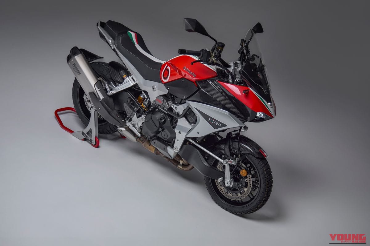 bimota TESI H2 TERA｜フロントフォークなし・究極のハブステア×200馬力! アドベンチャーの常識を激変させる、スーパーチャージャー搭載のビモータ新型「TESI H2 TERA」が日本上陸