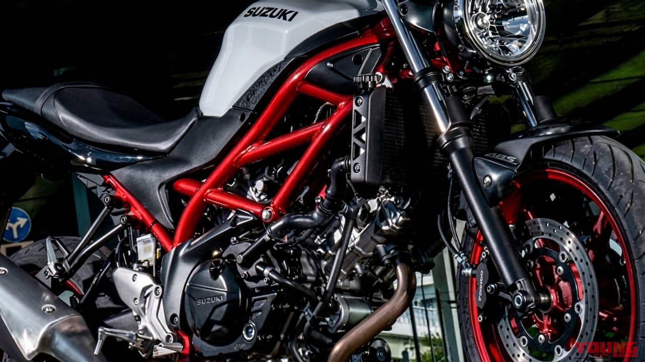 生産終了でも色褪せないスズキの名機SV650ABS! 中古車購入前に知りたいポジションと走行性能を、2021年モデル試乗レビューで振り返り【バイク選び】