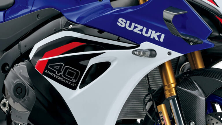 日本上陸が待ちきれない! スズキ新型「GSX-R1000R」が魅せる40周年の劇的進化を海外モデルでチェック