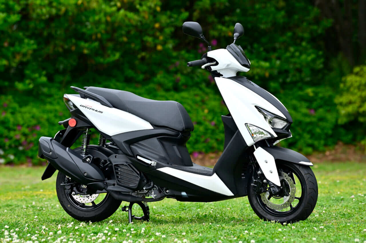 シグナスX｜【コーナリングが別次元に良くなった！】ヤマハ シグナスX2026年モデル試乗レポート