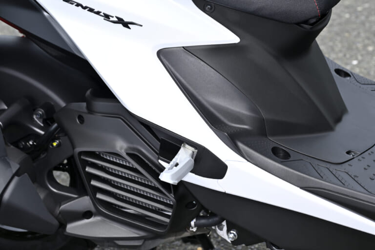 シグナスX|【コーナリングが別次元に良くなった!】ヤマハ シグナスX2026年モデル試乗レポート