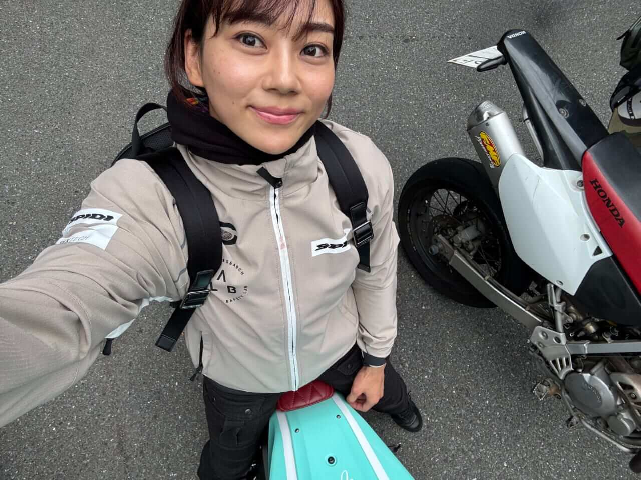 女優・指出瑞貴_コラム|女優・指出瑞貴の『バイク×音楽×コーヒーdiary(仮)』その14〜夏はバイク乗る=アイスがセット ですよね?!ちょっとそこまでツーリングだよ!~