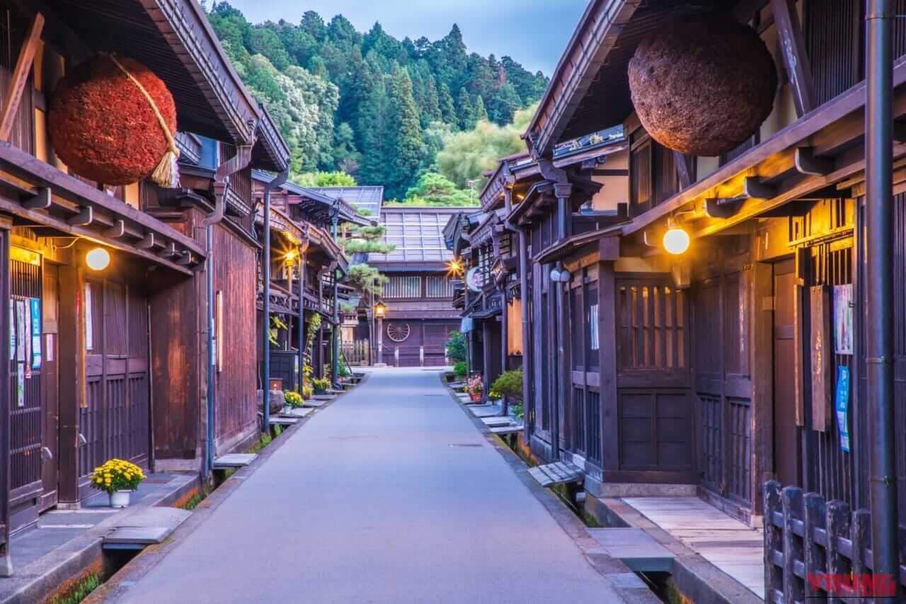 高山市の観光名所|【飛騨高山】ライダーの聖地で一大プロジェクト始動!「セーフティライダー宣言」で限定オリジナルステッカーを手に入れよう!
