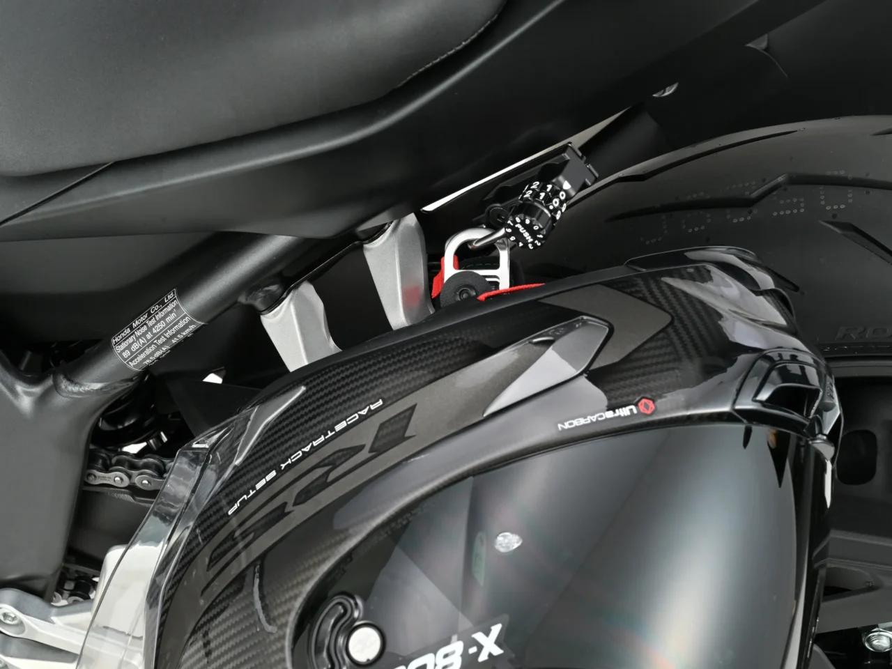 デイトナ_CBR400R FOUR E-Clutch用カスタムパーツ|話題の4気筒×Eクラッチ機に早くも即戦力パーツ登場! CBR400R FOUR E-Clutch(’26)用カスタムパーツ一挙紹介