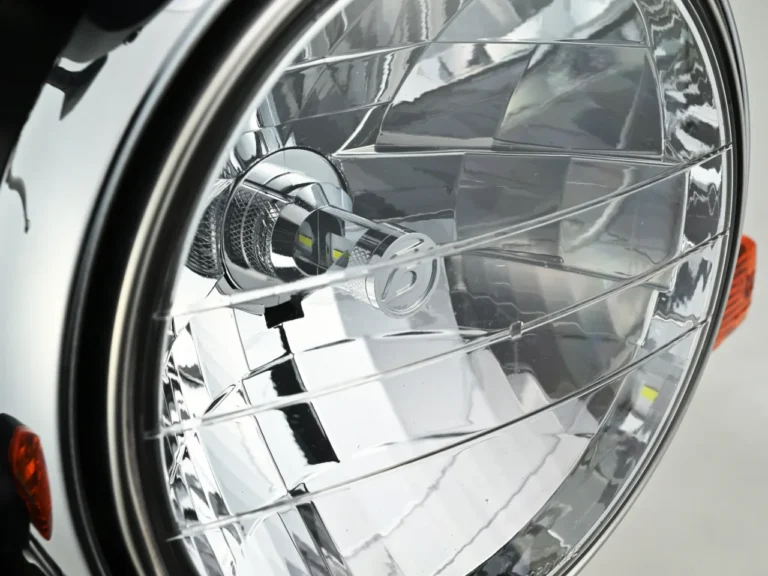 LEDヘッドライトバルブ プレシャス・レイ R2|従来品比1.4倍の爆光&コスパ最強のLEDヘッドライトバルブ! デイトナから待望の「プレシャス・レイ」新作2モデルが降臨!