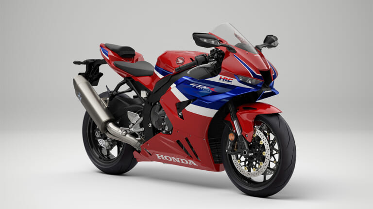  HONDA CBR1000RR-R FIREBLADE ｜ホンダCBR1000RR-Rファイアーブレード/SP〈いま国内で買える新型バイクカタログ｜大型二輪(751-1000cc)〉【2026最新版】