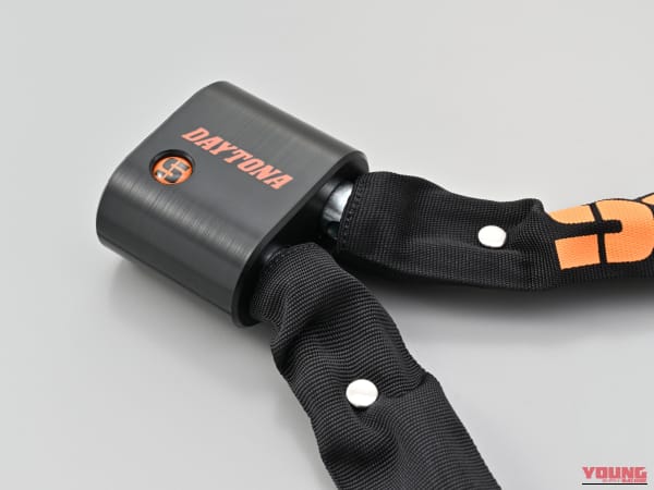 デイトナ ストロンガーチェーンロック Φ6 キーロックタイプ｜コンパクトで軽量化を実現しながら高い強度を発揮！ 車体を傷つけにくい安心設計。携帯にも便利なスチール合金製モデルを紹介［デイトナ・ストロンガーチェーンロック］