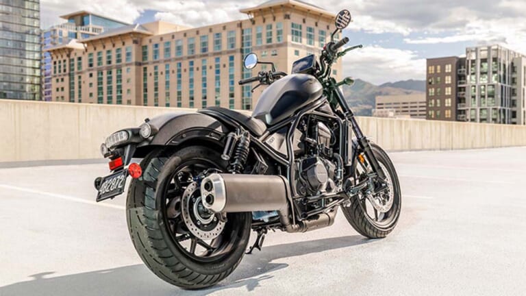 リア側|ホンダ レブル1100シリーズ〈いま国内で買える新型バイクカタログ|大型二輪(1001cc以上)〉【2026最新版】