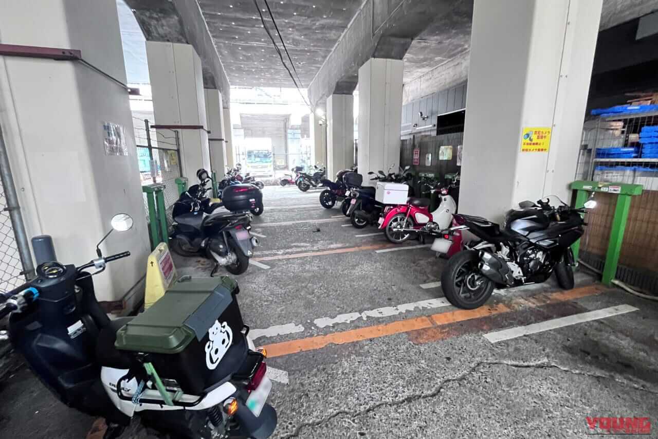 |政治・行政・ビジネス・サブカルチャーの中心地、東京都「千代田区」のバイク駐車事情とは?<後編>