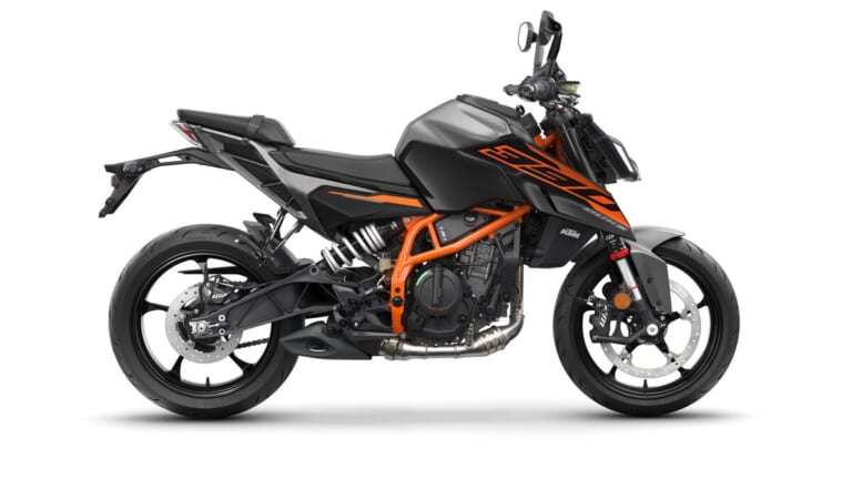 KTM 390 DUKE|新開発キャリパーで制動力アップ。刺激的な走りがさらに研ぎ澄まされた、KTMの新型「390デューク」2026年モデルが82万9000円で登場