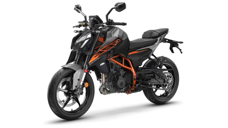 KTM 390 DUKE|新開発キャリパーで制動力アップ。刺激的な走りがさらに研ぎ澄まされた、KTMの新型「390デューク」2026年モデルが82万9000円で登場