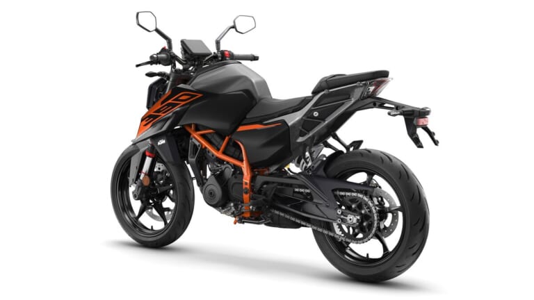 KTM 390 DUKE｜新開発キャリパーで制動力アップ。刺激的な走りがさらに研ぎ澄まされた、KTMの新型「390デューク」2026年モデルが82万9000円で登場