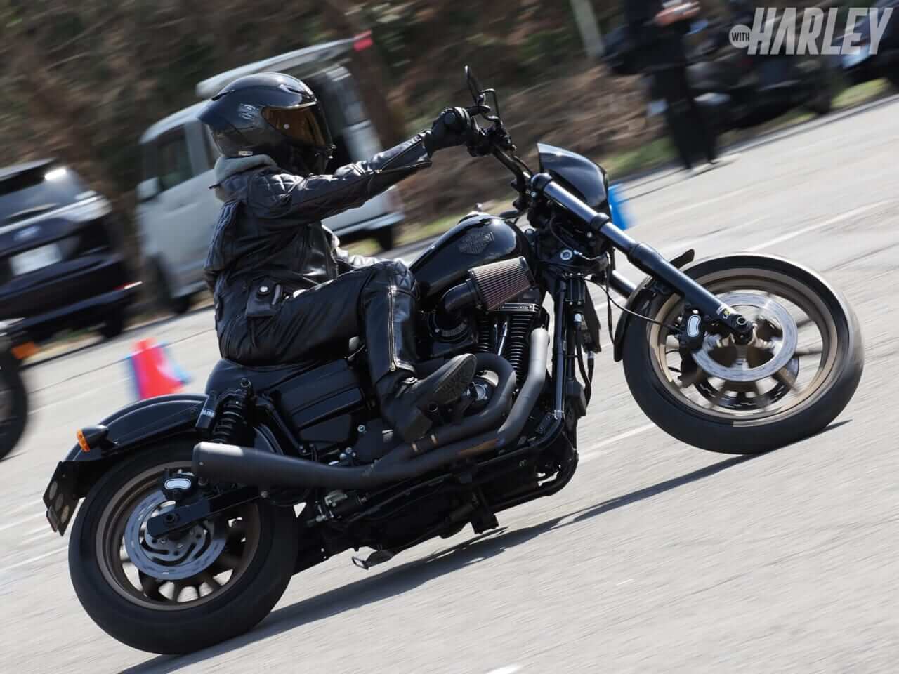 ハーレーダビッドソン|Skilled Rider Training|【ハーレーのライテクを学んでスキルアップ】H-D公認コーチによるハーレーを使った指導!<Skilled Rider Training>