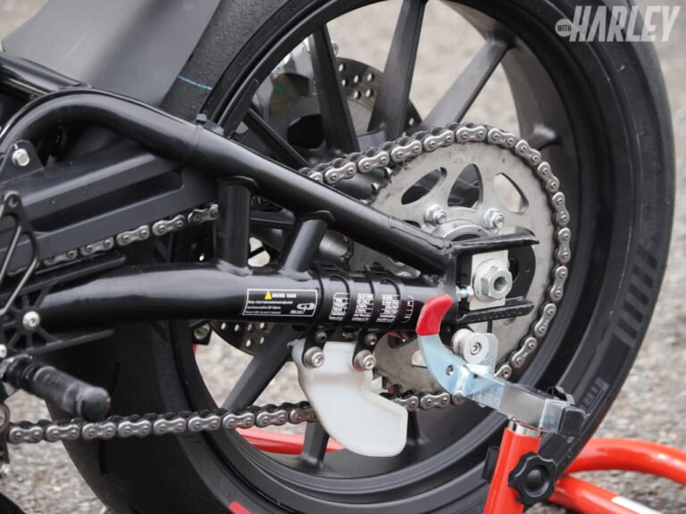 ハーレーダビッドソン|X500|KID KUSTOM PAINT|ピンストライプでレーサーを仕上げる。KID KUSTOM PAINT X500 レインボーライン!<X350&500 CUSTOM PROJECT>