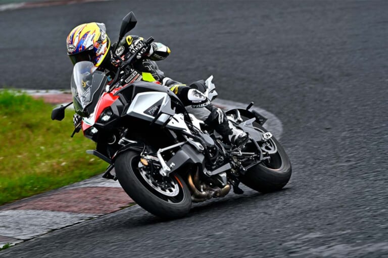 【638万円の衝撃】スーパーチャージド＋ハブステア進化版！ビモータ Tesi H2 TERAを元MotoGPライダー青木宣篤がサーキットで激走テスト
