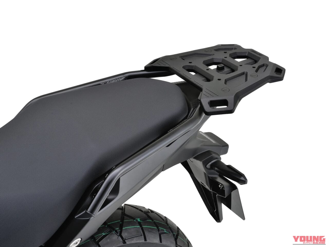 ｜デイトナから旅バイクの積載性を激変させる決定版キャリアが登場！ その名も「クロスリンクキャリア」！！