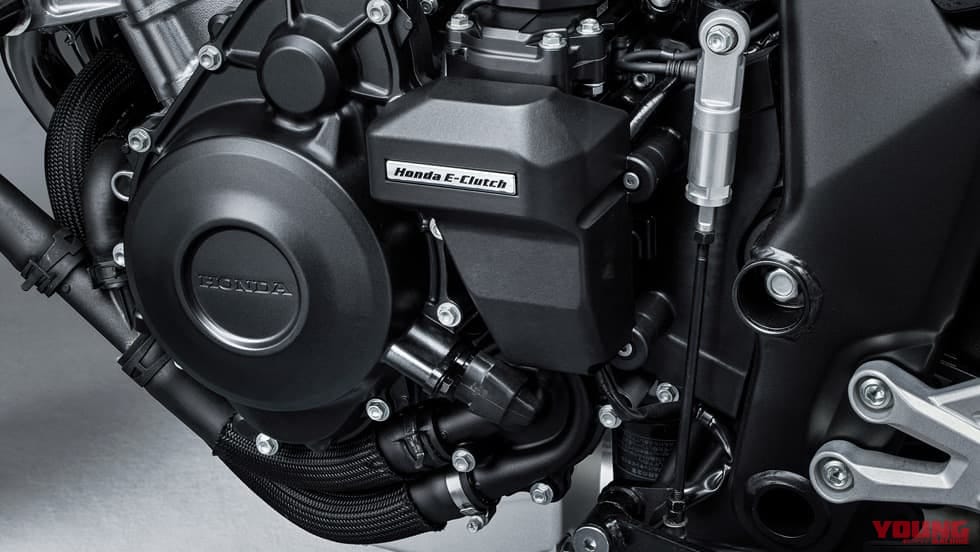 HONDA CB400 SUPER FOUR E-Clutch|伝説のスーフォアが100万円切りで復活! スマホ連携からEクラッチまでフル装備、進化したホンダ新型「CB400スーパーフォア」が8/21に発売