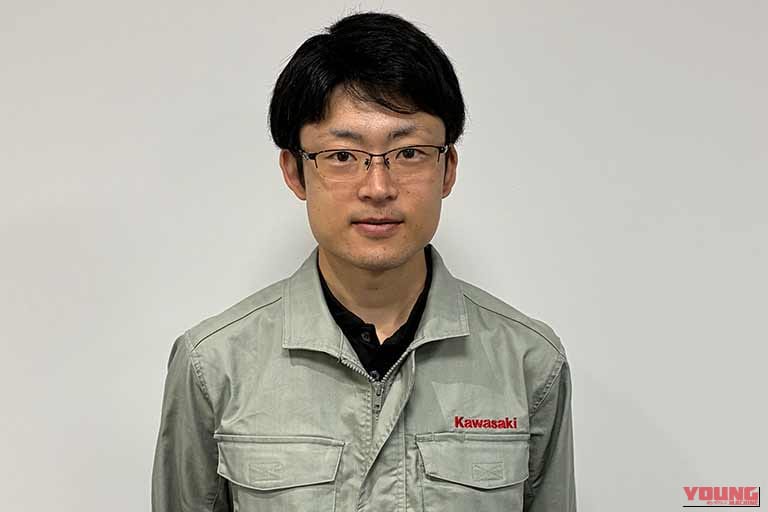 2026年モデル カワサキZ900RSの技術管理総括部 電子制御部第一課 高田裕人さん｜「カッコいいマシンの象徴」バイク好きでなくても二度見する…。あの歴史的名車Z1をオマージュしたフォルムが印象的。カワサキZ900RSを解説